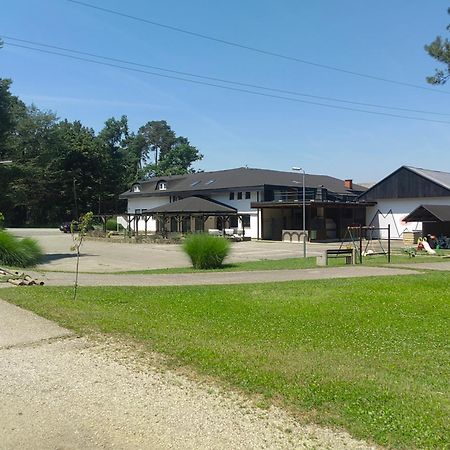 Miklavž na Dravskem Polju Wow Sleeping B&B 외부 사진